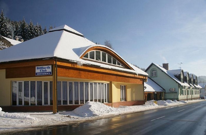 Hotel Albis ubytování SKI Areál Bubákov